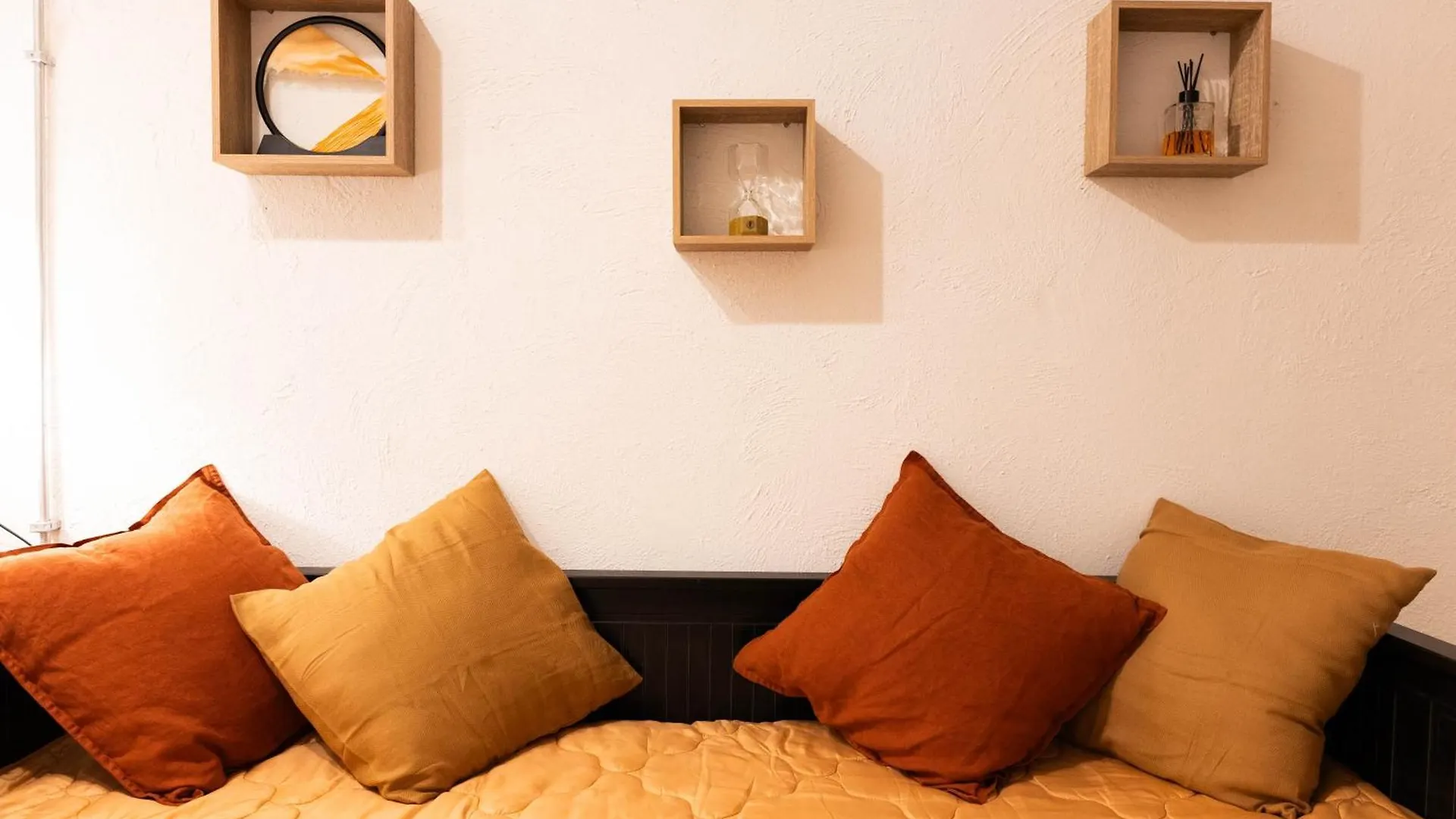 Domus Laura Rione Monti Apartment Rome 0*,